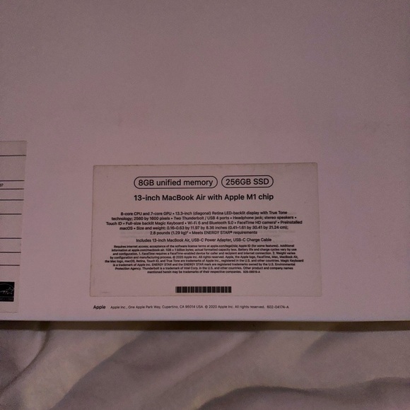 Apple MacBook Air 13-inch with M1 Chip
